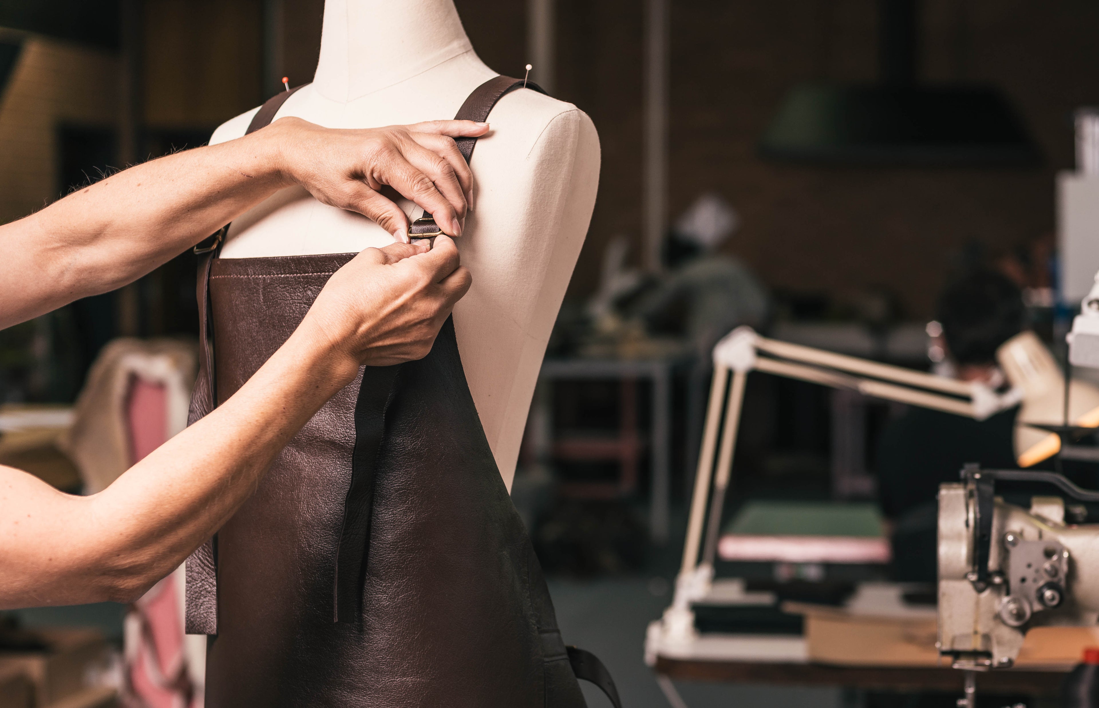 Load video: Why chose Kangaroo leather handcrafted aprons by Karmine Leather