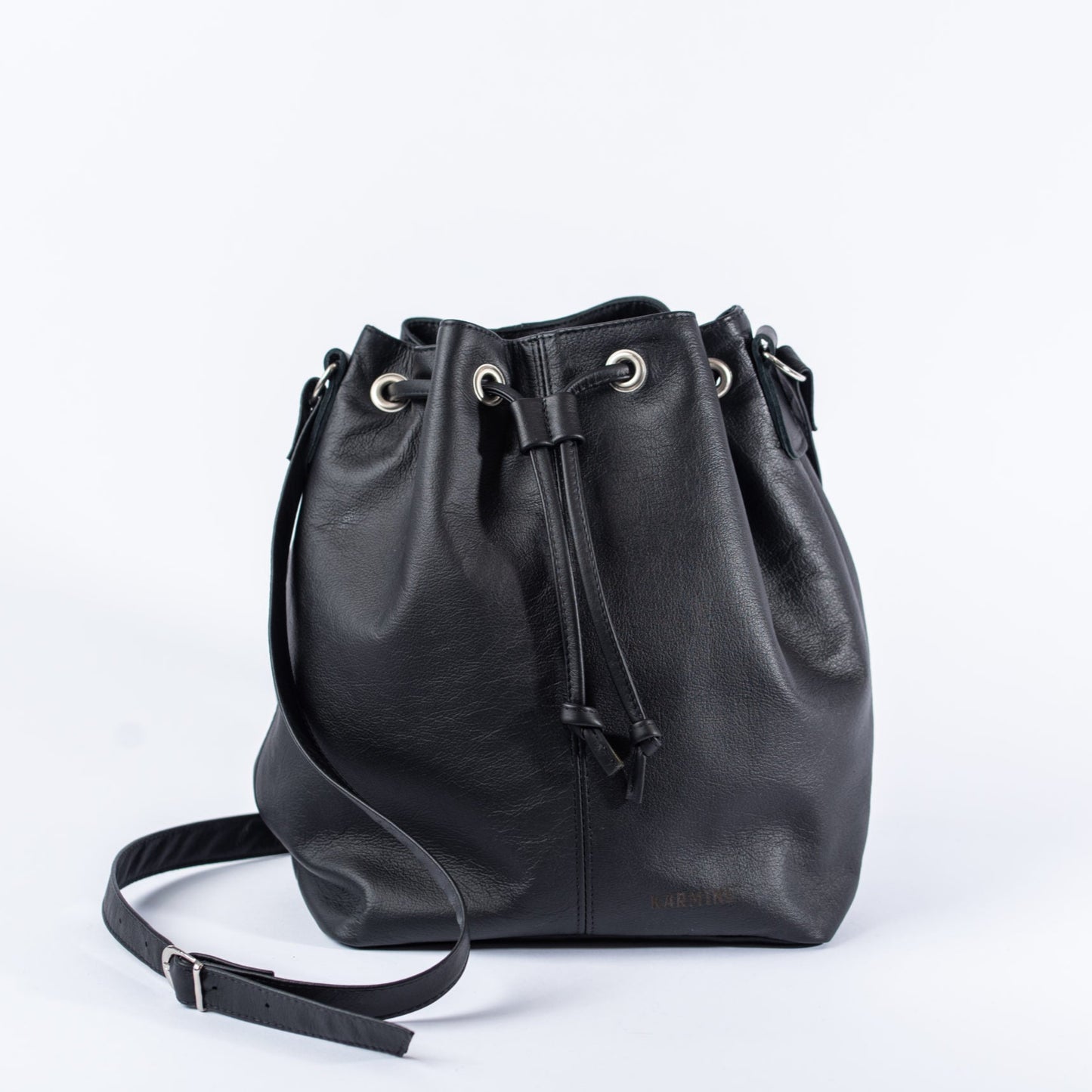 Banksii Leather Bucket Bag (more colours)