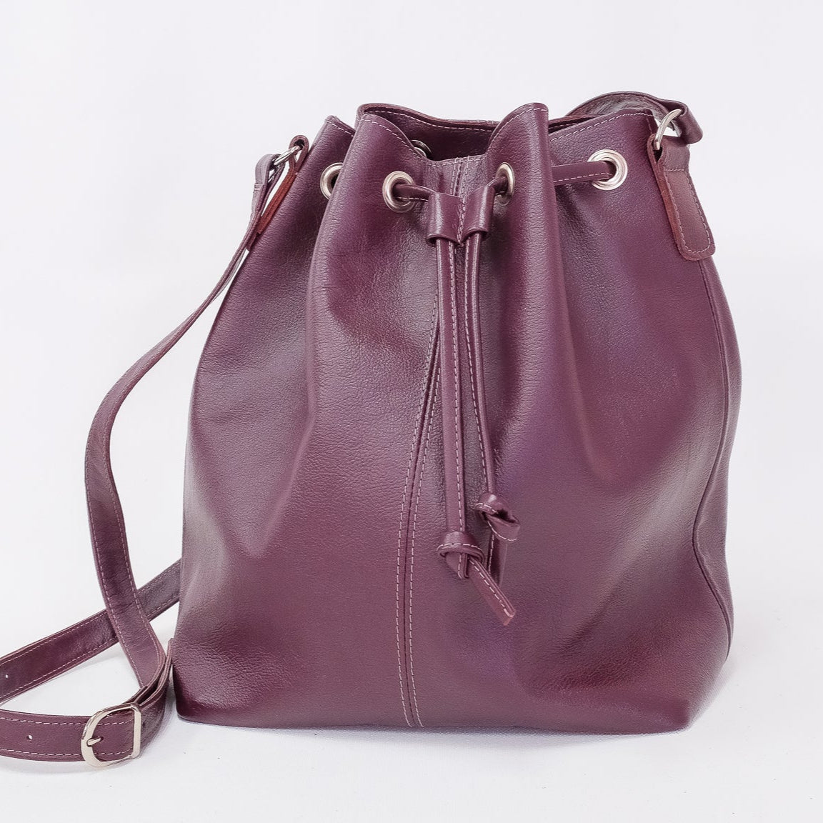 Banksii Leather Bucket Bag (more colours)