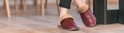 Turn-back Slide (Chocolate Brown)