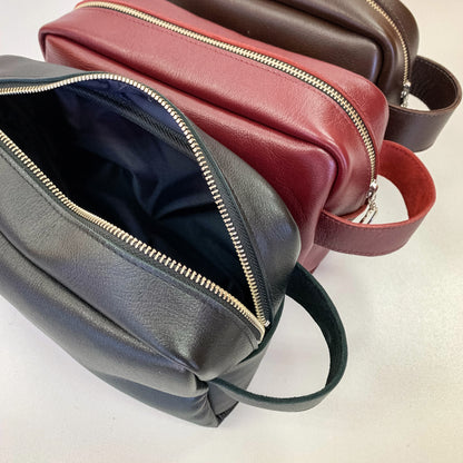 Outback Leather Wash Bag (3 colours)